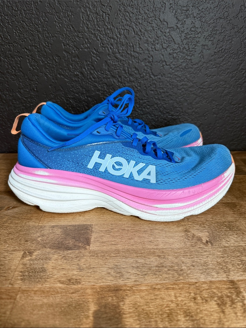 HOKA Bondi 8 Women's Blue & Pink Running Shoes Size 11